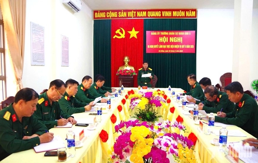 Một số biện pháp nâng cao chất lượng chấp hành kỷ luật của học viên Trường Quân sự Quân khu 5