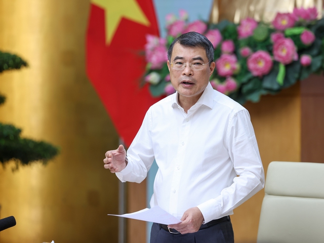 Tiếp tục hoàn thiện thể chế về thi đua, khen thưởng đồng bộ, hiệu quả